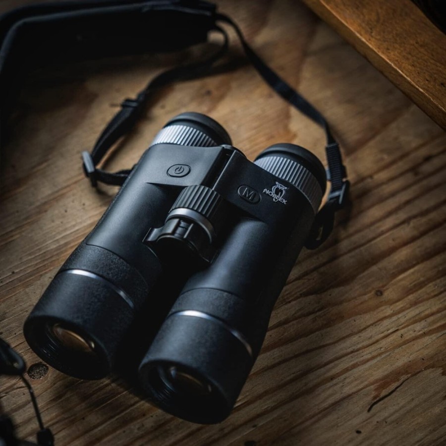 BINOCLU NF 10X42 RF BLACK