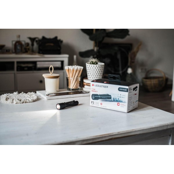 LANTERNA P3 CORE BLACK 90LM+1AAA