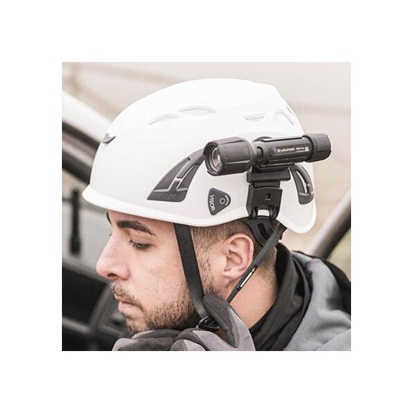 LANTERNA P5R PRO BLACK_BOX 750LM/LI-ION +CABLU USB