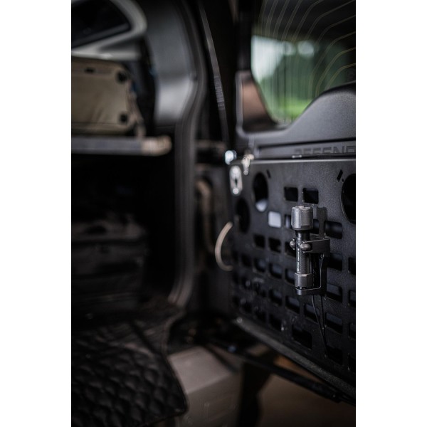 LANTERNA P5R PRO BLACK_BOX 750LM/LI-ION +CABLU USB