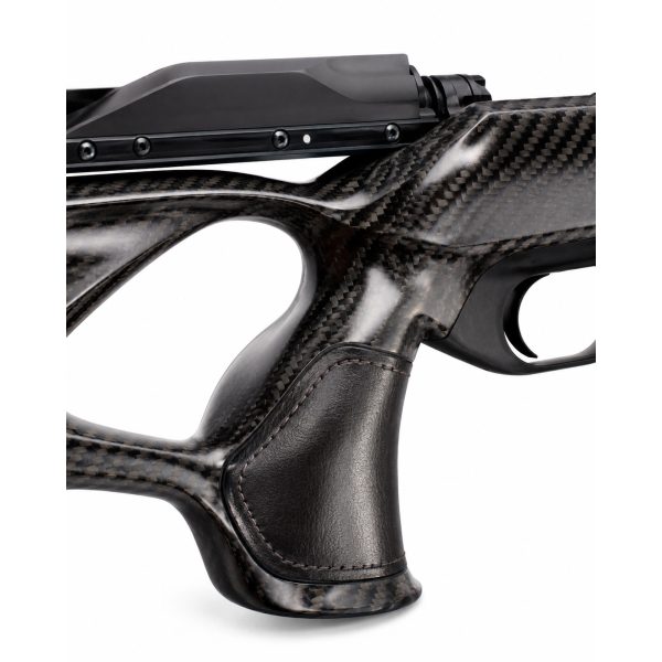 Blaser R8 Carbon Success Leather cal. .300 Win. Mag. – cu țeavă standard și cătări